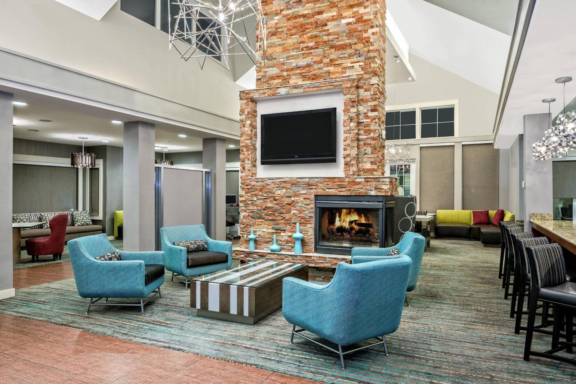 Hotel By Marriott Seaworld / Lackland 3*