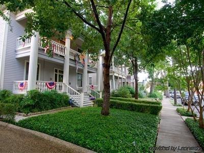 Brackenridge House Bed & Breakfast