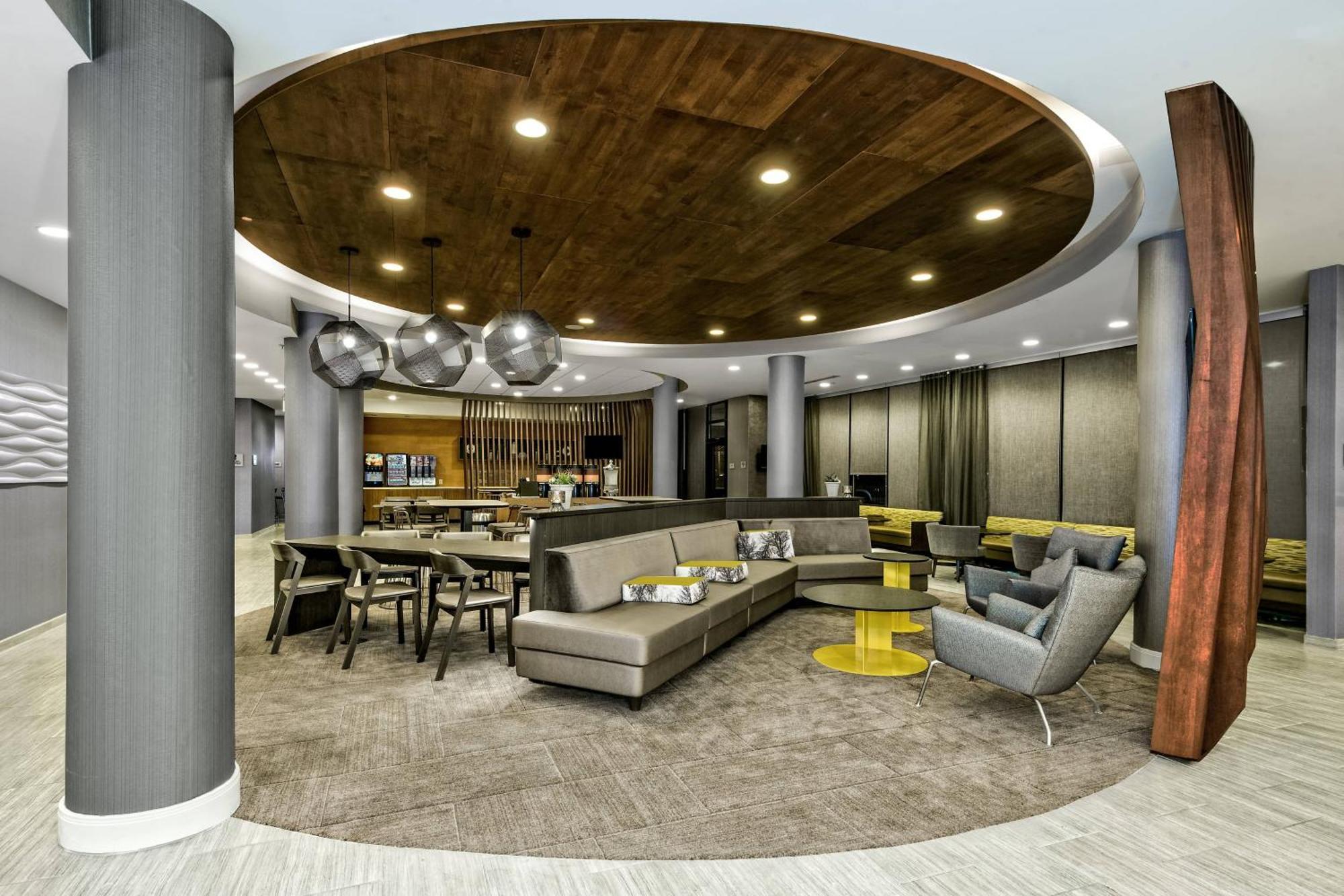 Springhill By Marriott Airport Hotel