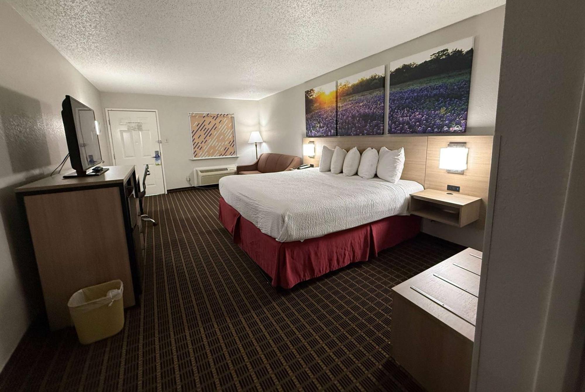 Days By Wyndham Interstate Hwy 35 North Hotel San Antonio