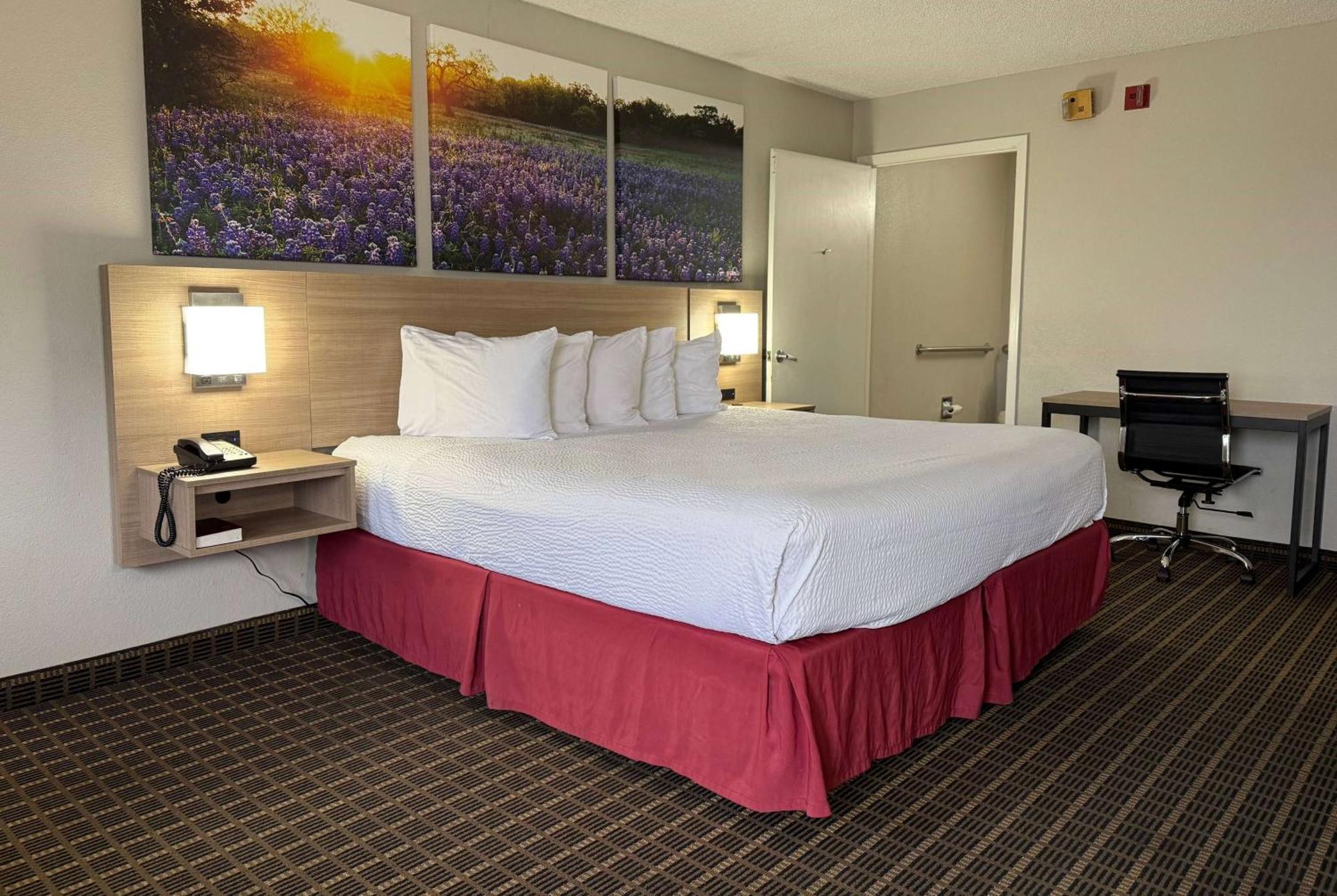 Days By Wyndham Interstate Hwy 35 North San Antonio