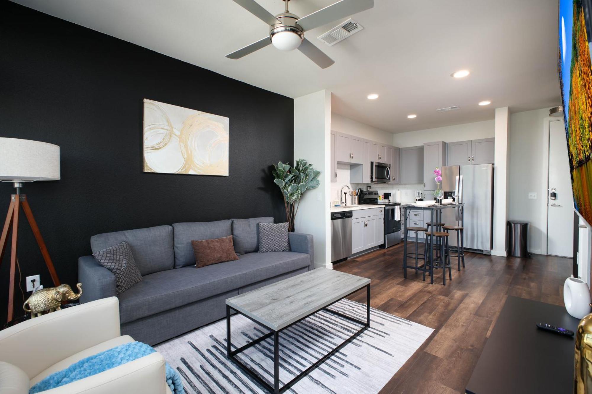 Downtown 1Br W Gym, Parking Near Rvrwalk & Dome * San Antonio