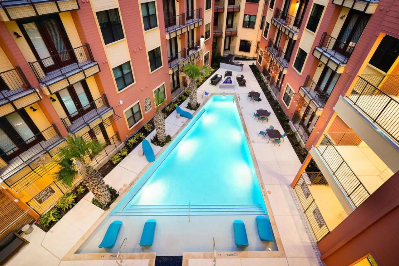 Apartment Downtown 1Br W Gym, Parking Near Rvrwalk & Dome San Antonio