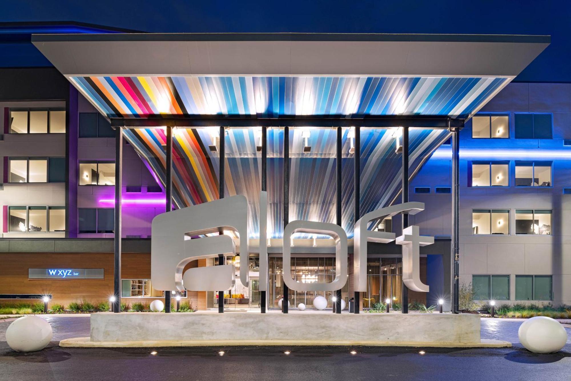 Aloft Utsa Area Hotel 3*