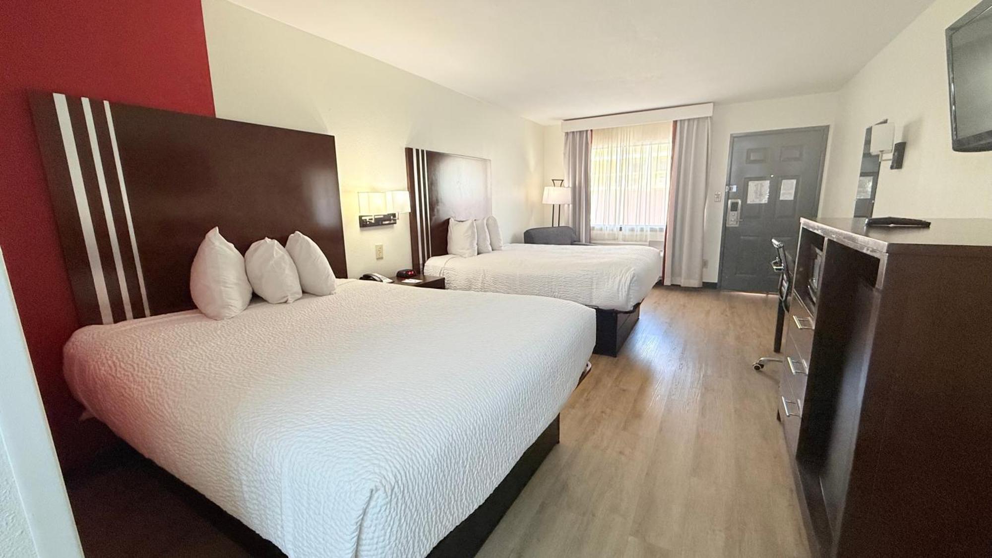 Ramada By Wyndham Near Seaworld - Lackland Afb 3*