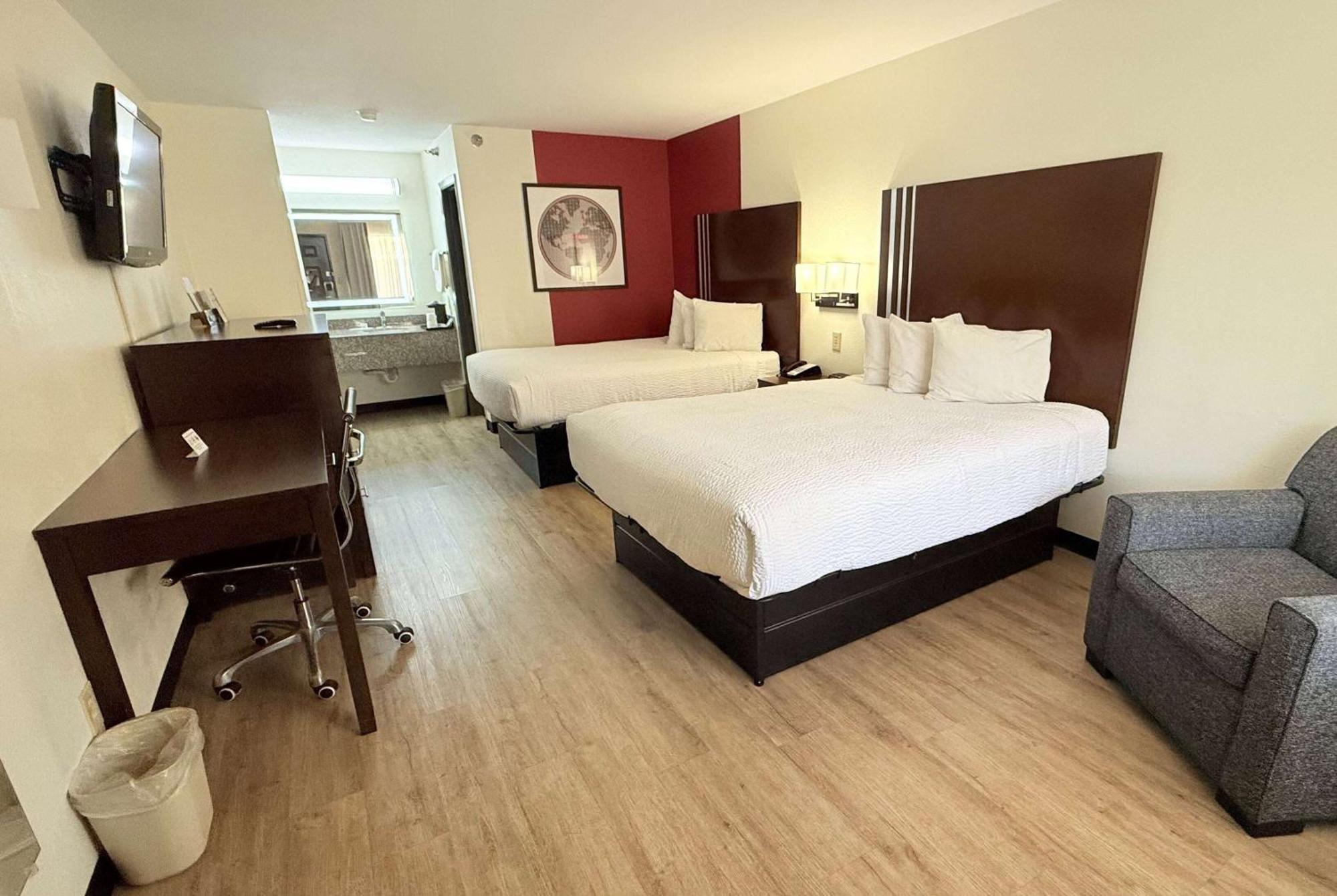 Ramada By Wyndham Near Seaworld - Lackland Afb 3*