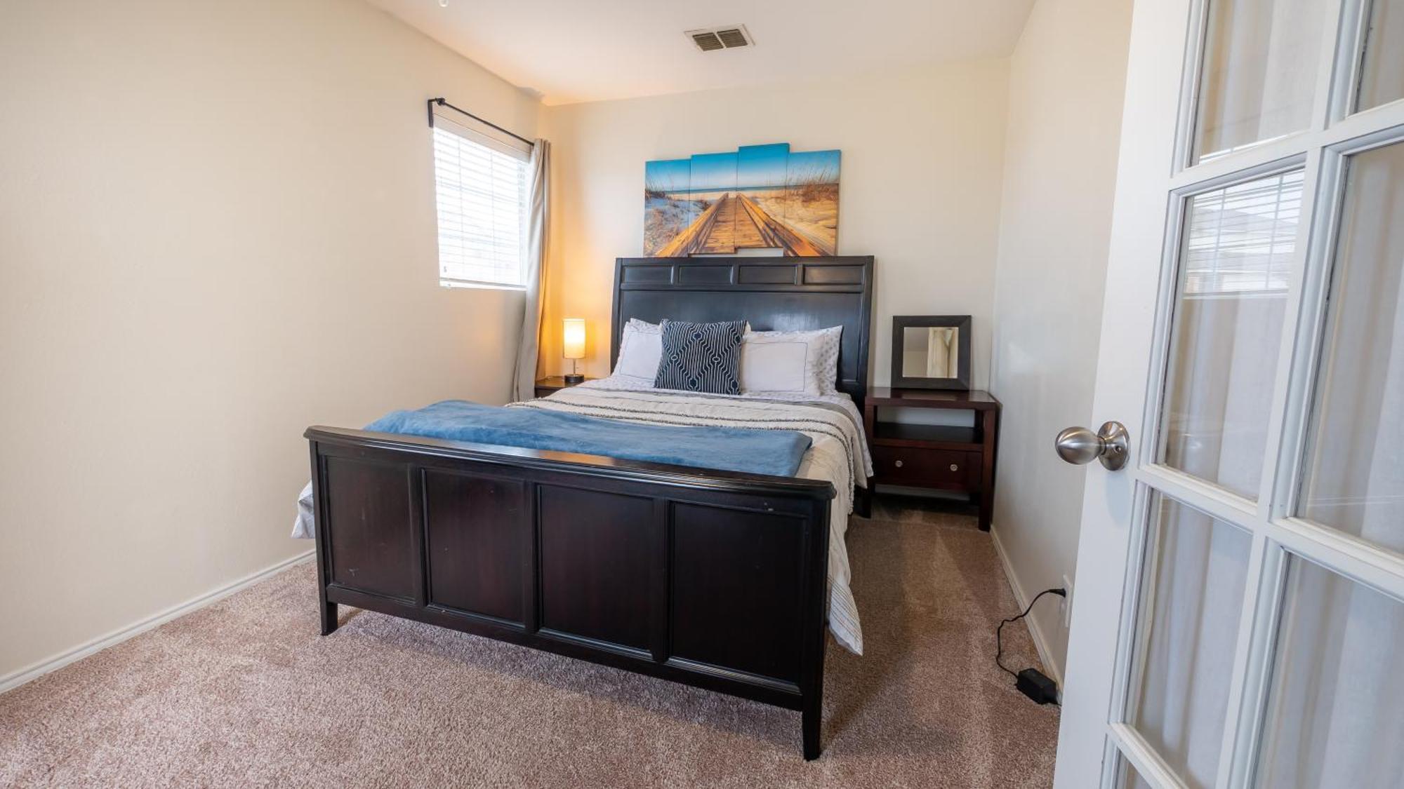 Lux & Spacious, Hillside, Accessibility Friendly Villa *