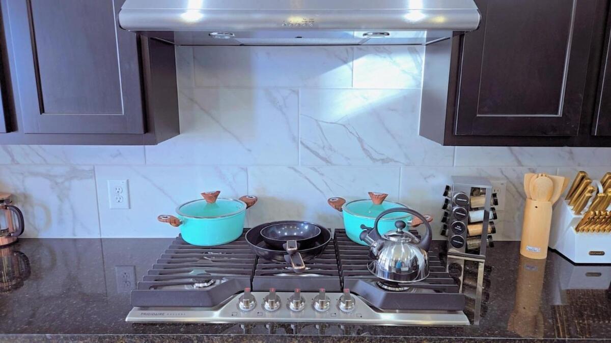 Elegant Luxury In Uptown Villa