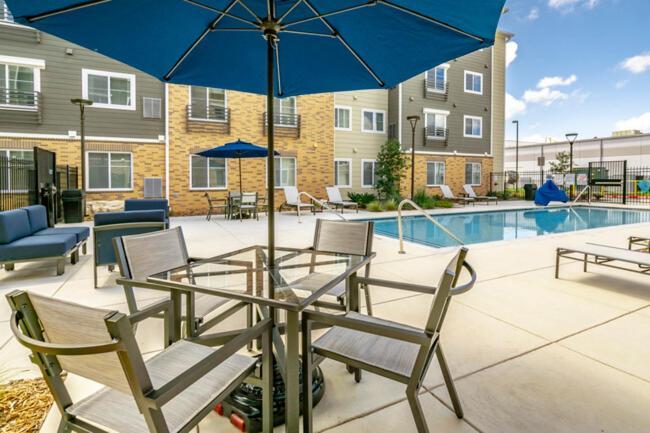 Simplicity At The Rim 1314 I Comfy 2 Bed 2 Bath Apartment