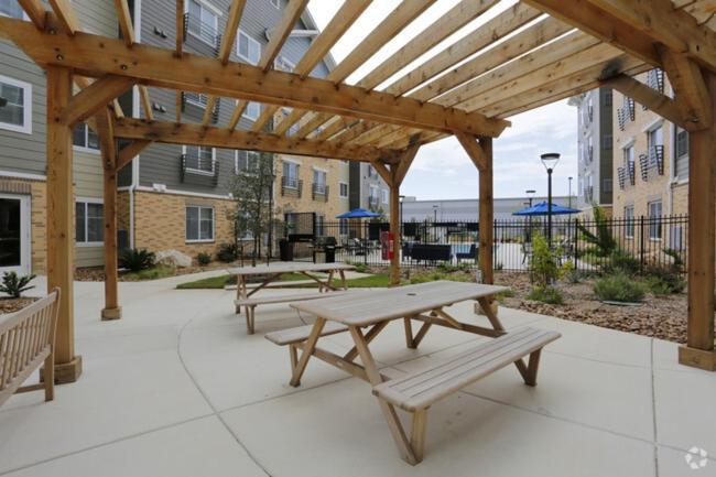 Simplicity At The Rim 1221 I Comfy 2 Bed 2 Bath Apartment *