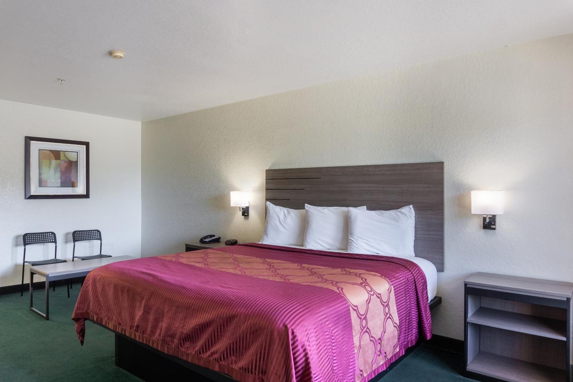 Oyo & Medical Center Hotel