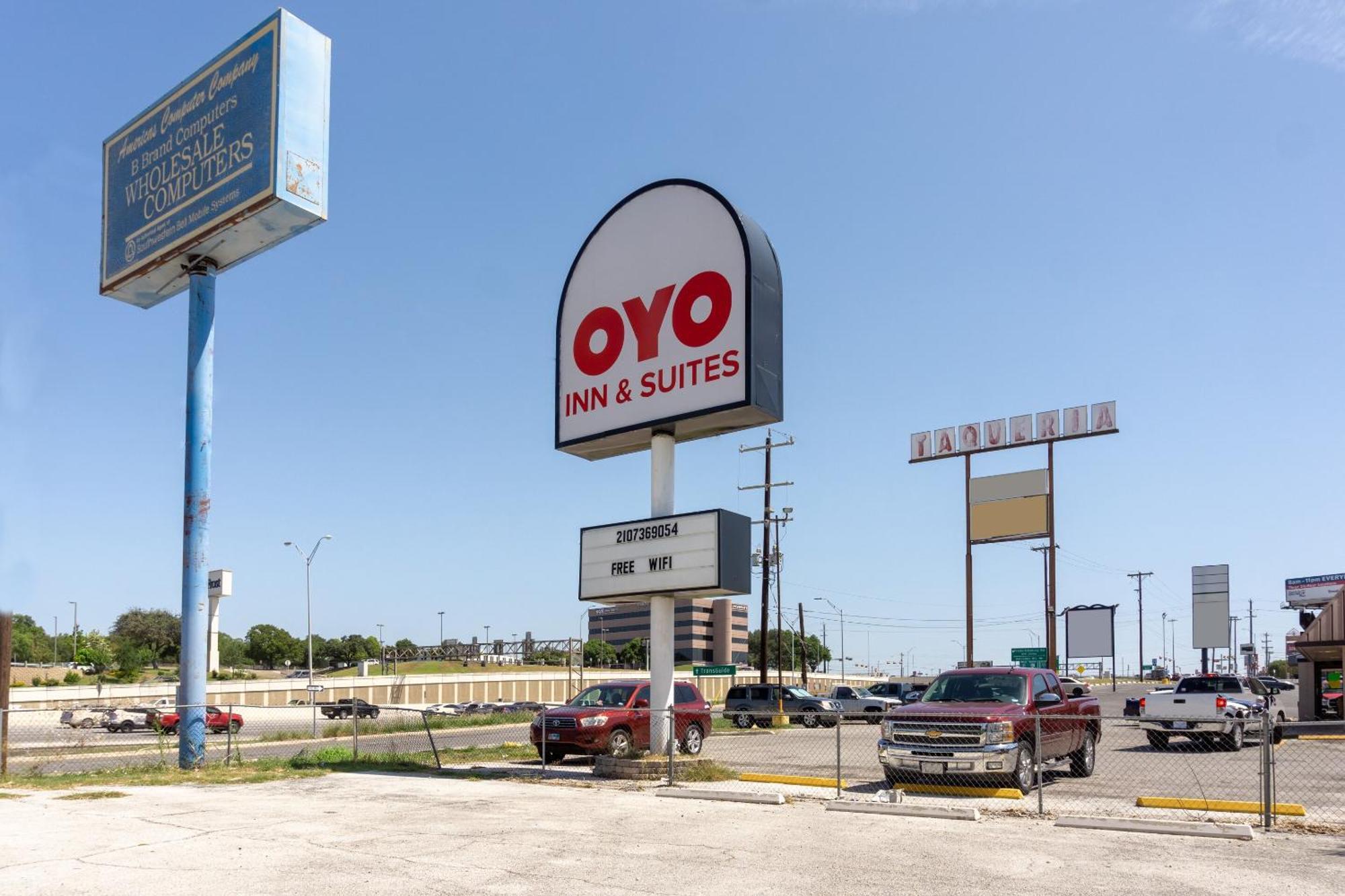 Oyo & Medical Center Hotel San Antonio