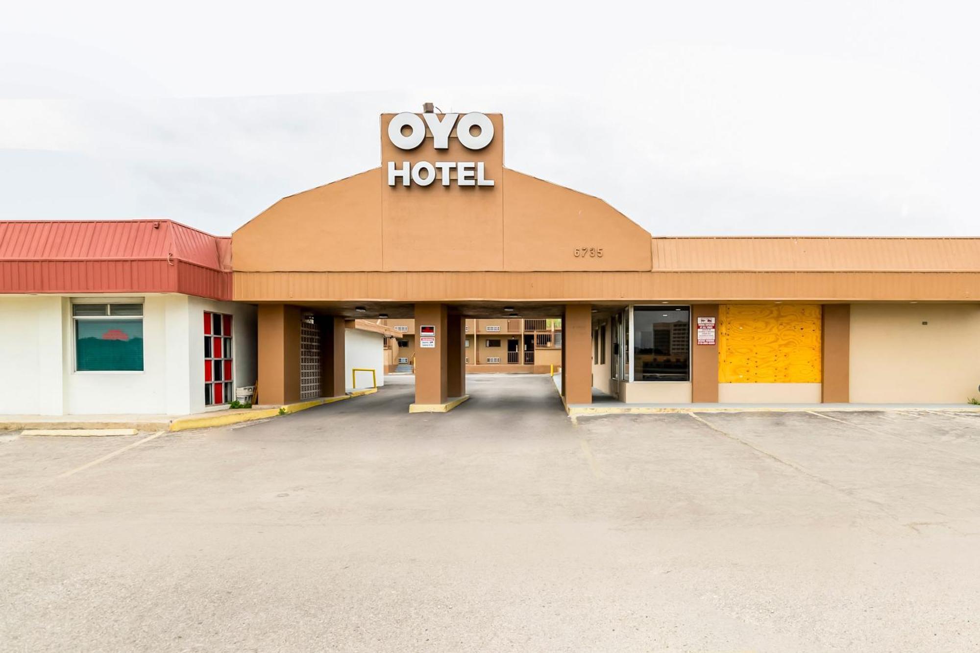 Hotel Oyo Lackland Afb Seaworld Hwy 90 W San Antonio