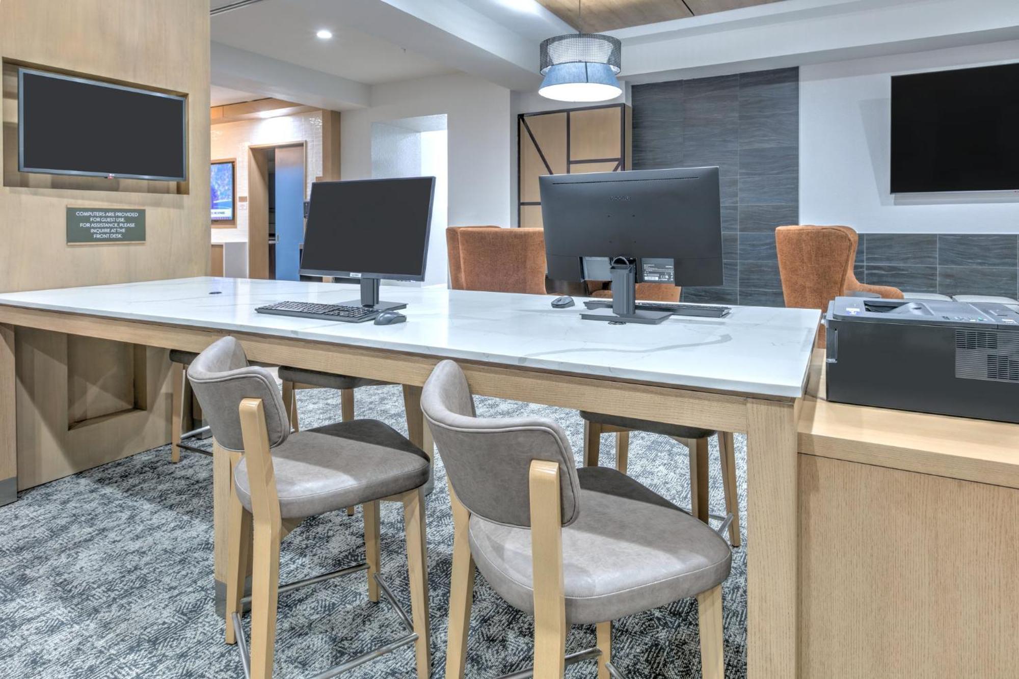 Hotel Staybridge Lackland Afb Area By Ihg San Antonio