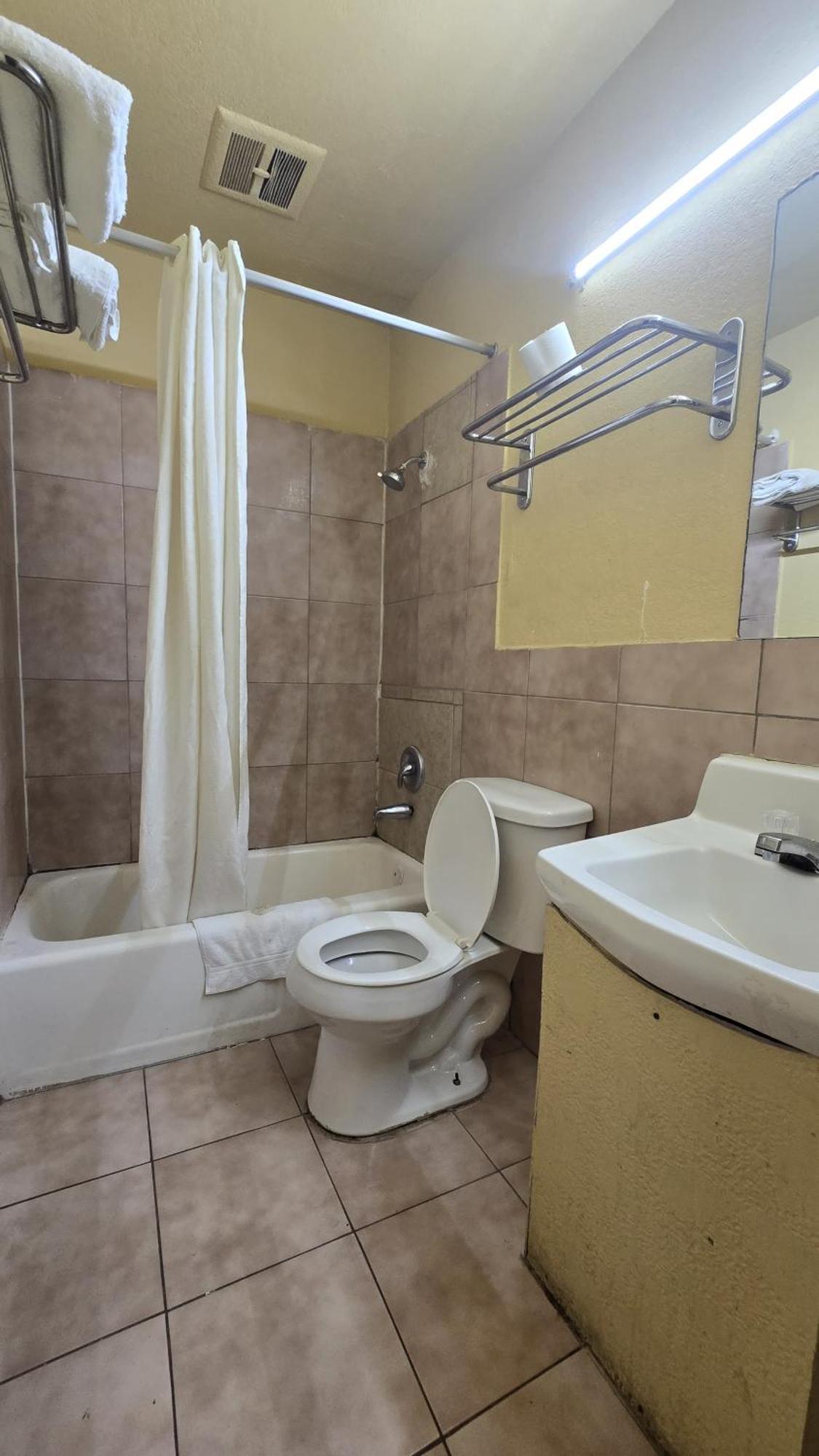 Super 7 By Oyo Nw Medical Center Motel 2*