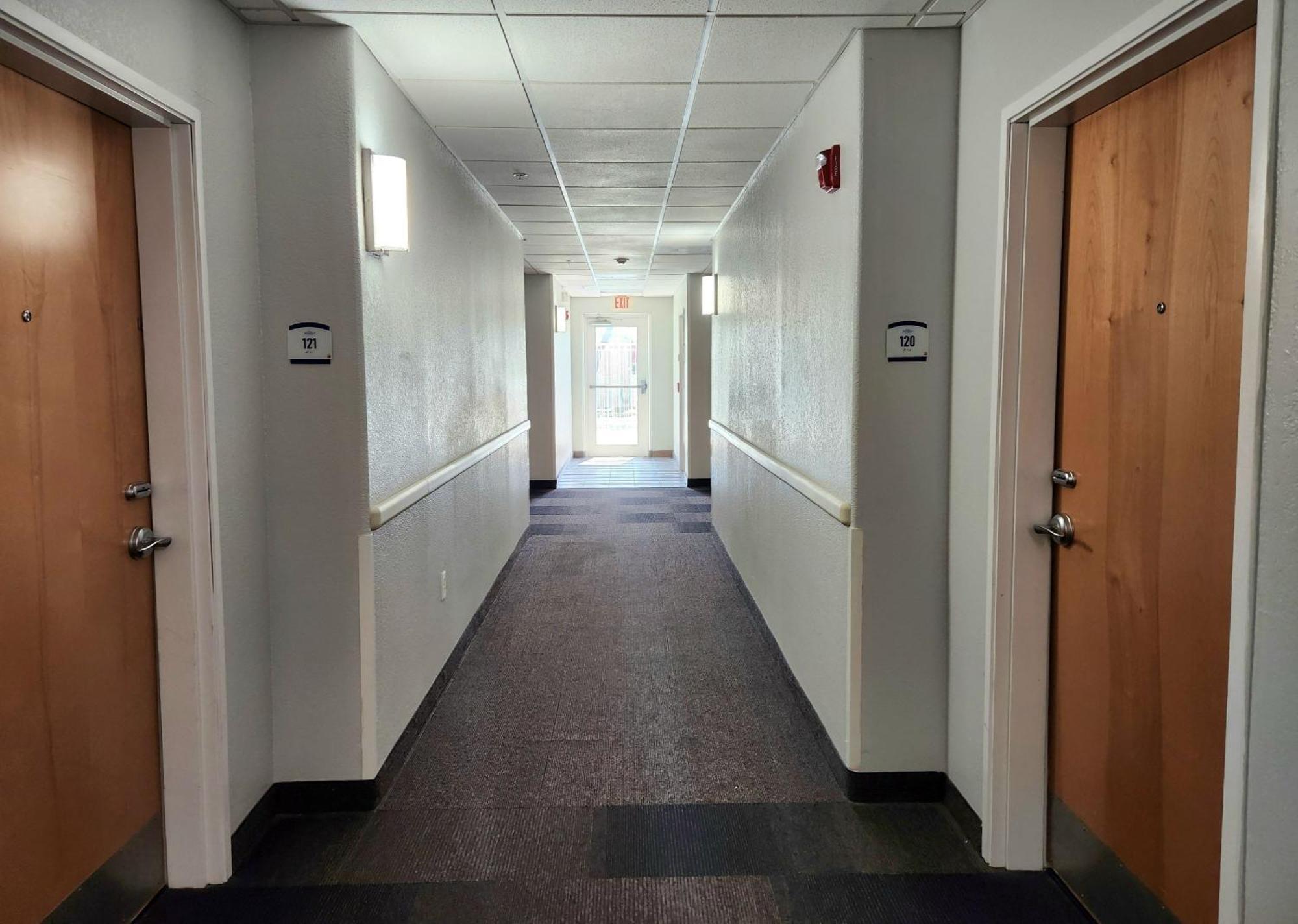 Hotel Baymont By Wyndham Airport 2*