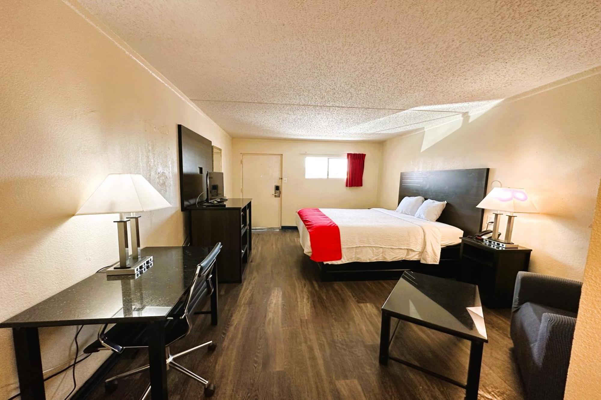 Oyo Lackland Afb Seaworld Hwy 90 W Hotel
