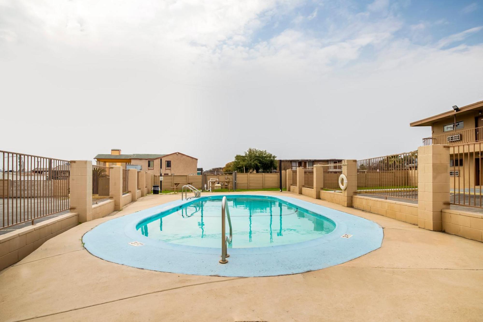 Hotel Oyo Lackland Afb Seaworld Hwy 90 W San Antonio