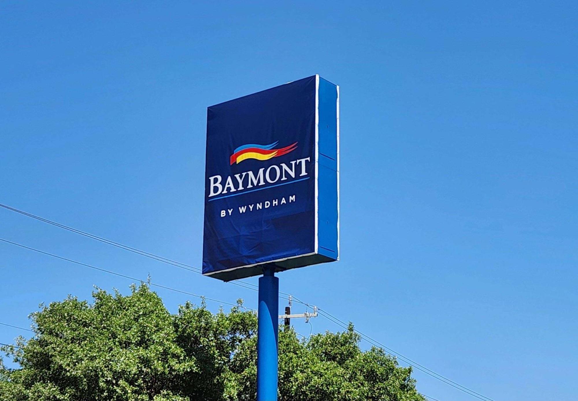 Baymont By Wyndham Airport San Antonio