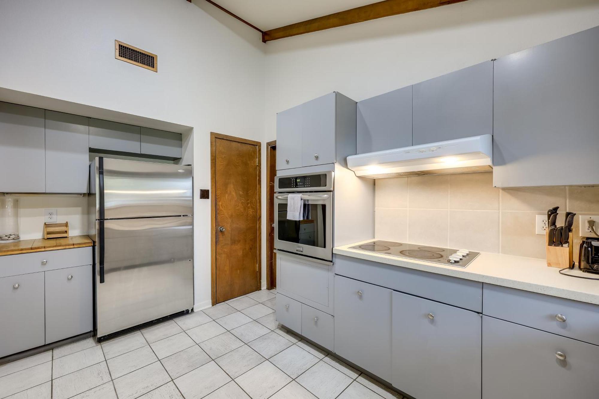Charming Abode About 10 Mi To River Walk! * San Antonio