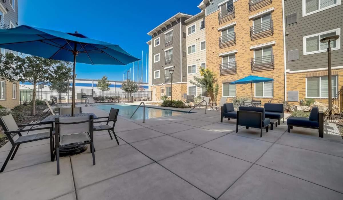 Simplicity At The Rim 1118 I Comfy 3 Bed 2 Bath *