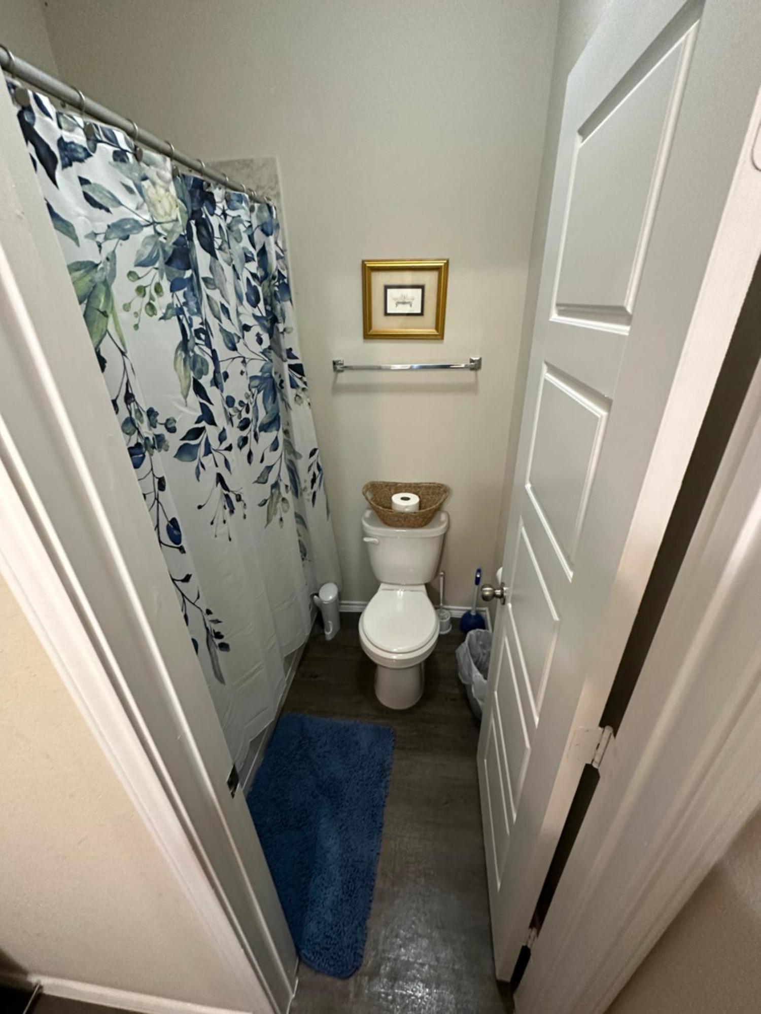 15 Mins To Downtown - 83 Inch Tv & Gym * San Antonio