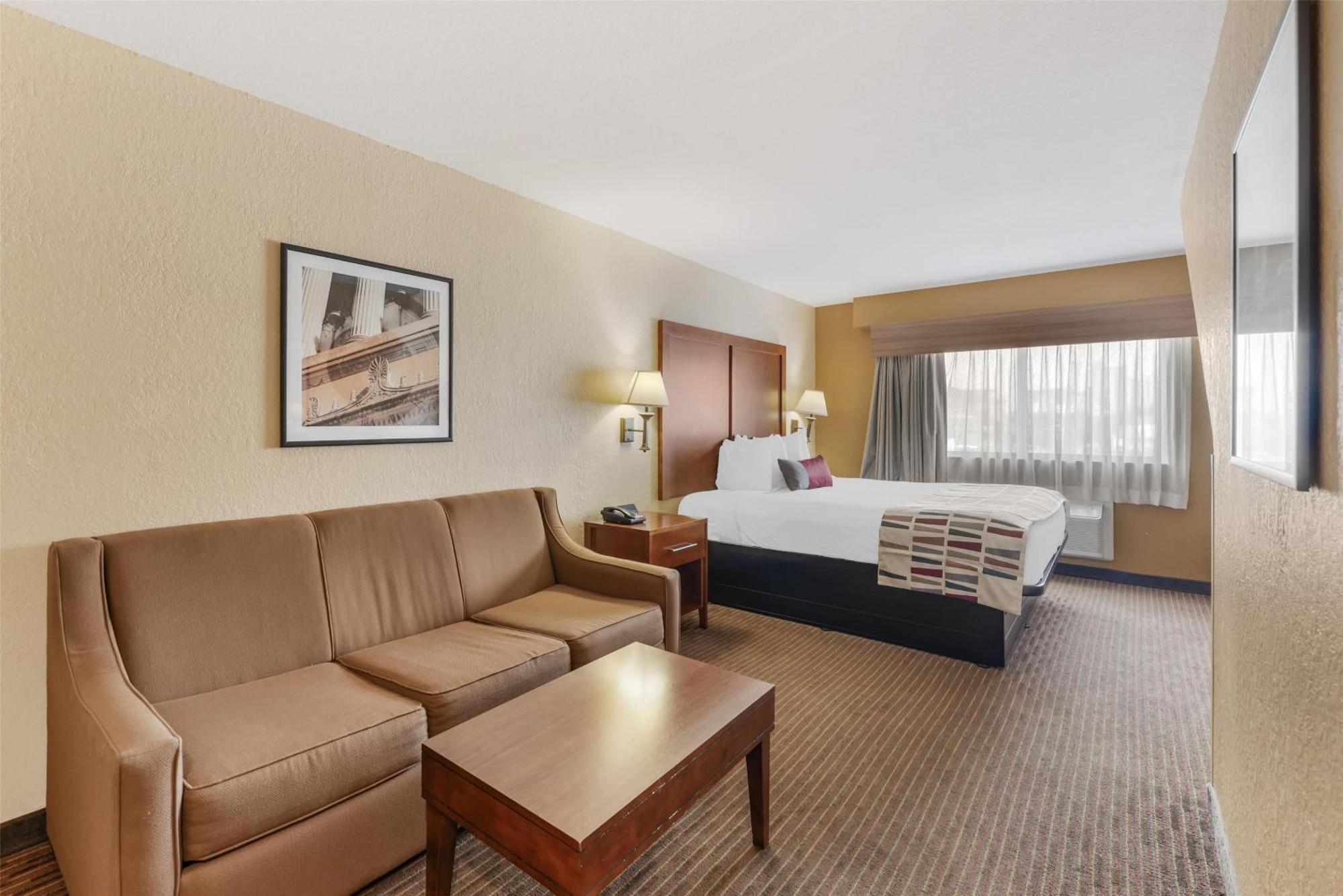 Hotel Western Alamo 3*