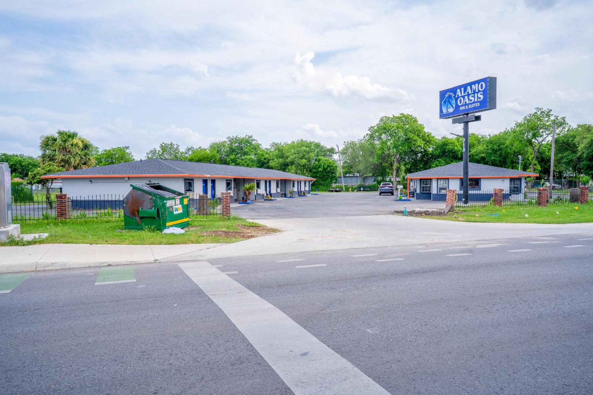 Motel Alamo Oasis And By Oyo 2*