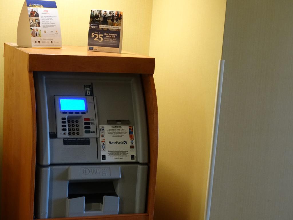 Hotel Western Ana Inn-airport 3*