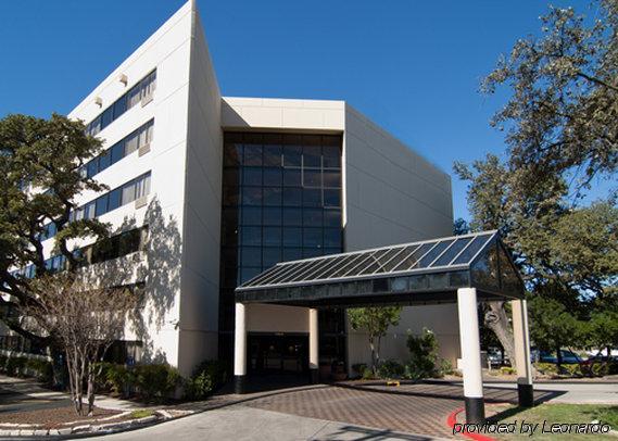 Express & Medical - Six Flags By Ihg San Antonio