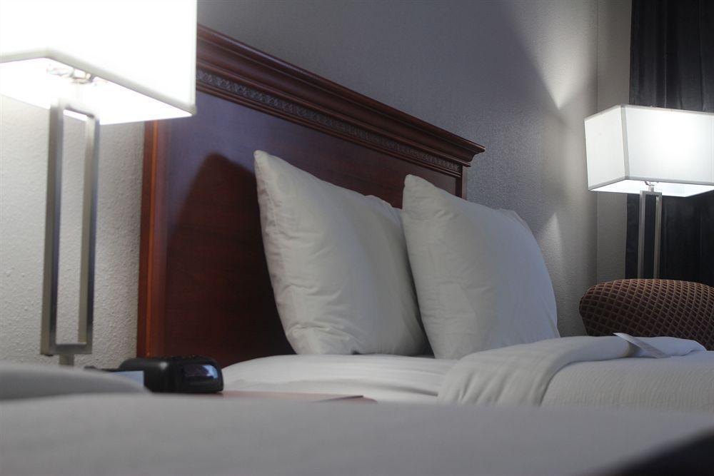 Country & By Radisson, Lackland Afb , Tx Hotel San Antonio