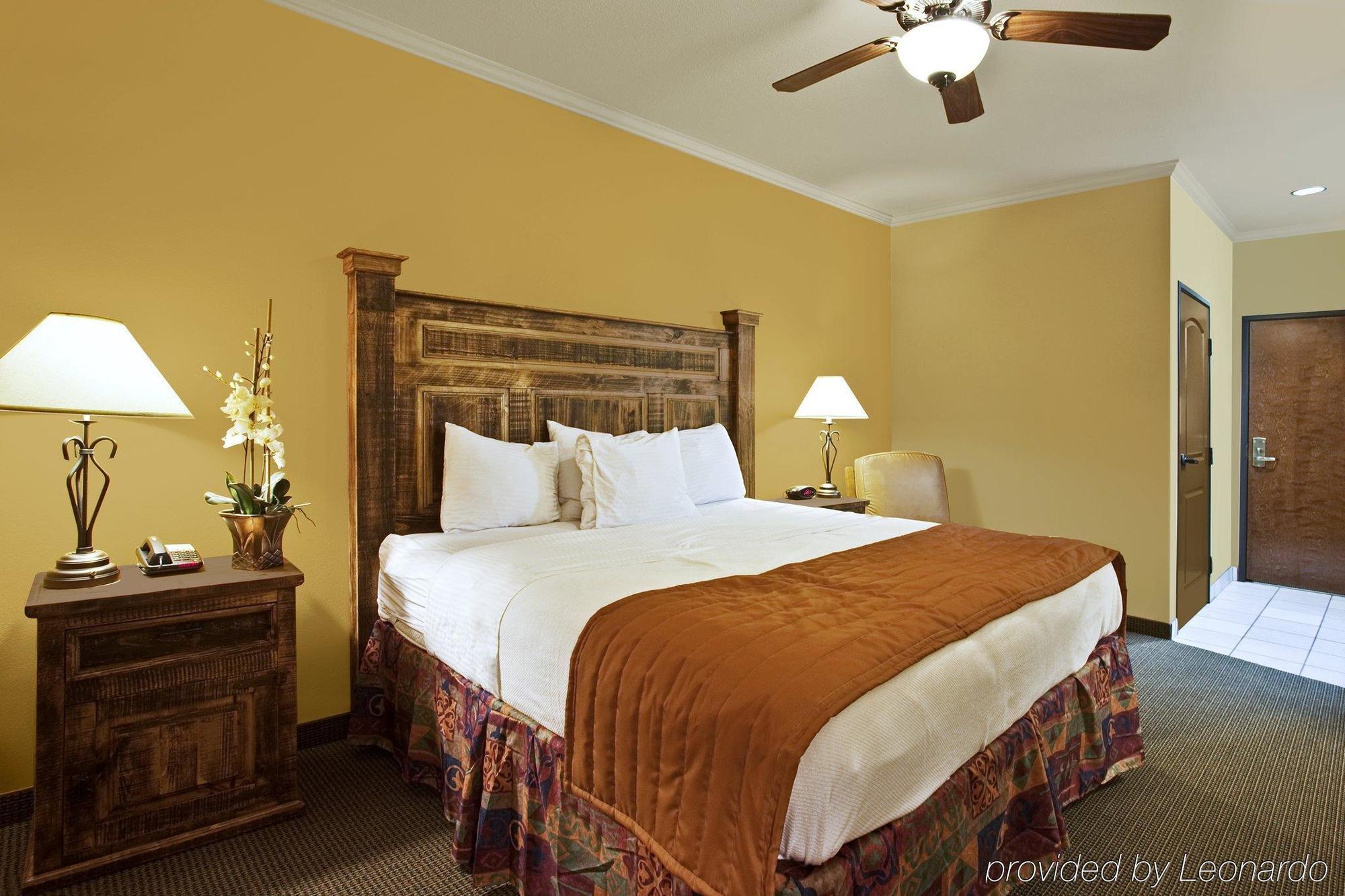 La Hacienda Hotel San Antonio