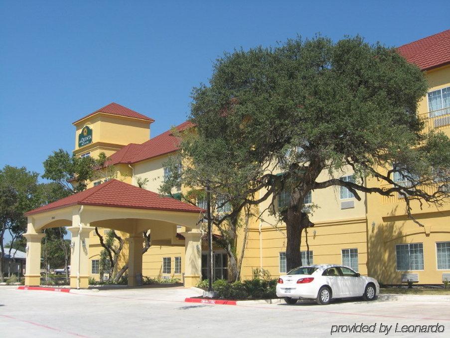 Hotel La Quinta By Wyndham San Antonio The 3*