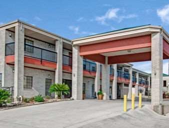 Hotel Days By Wyndham Near Fiesta Park San Antonio