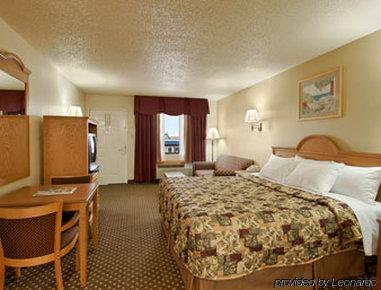 Days By Wyndham Interstate Hwy 35 North 2*