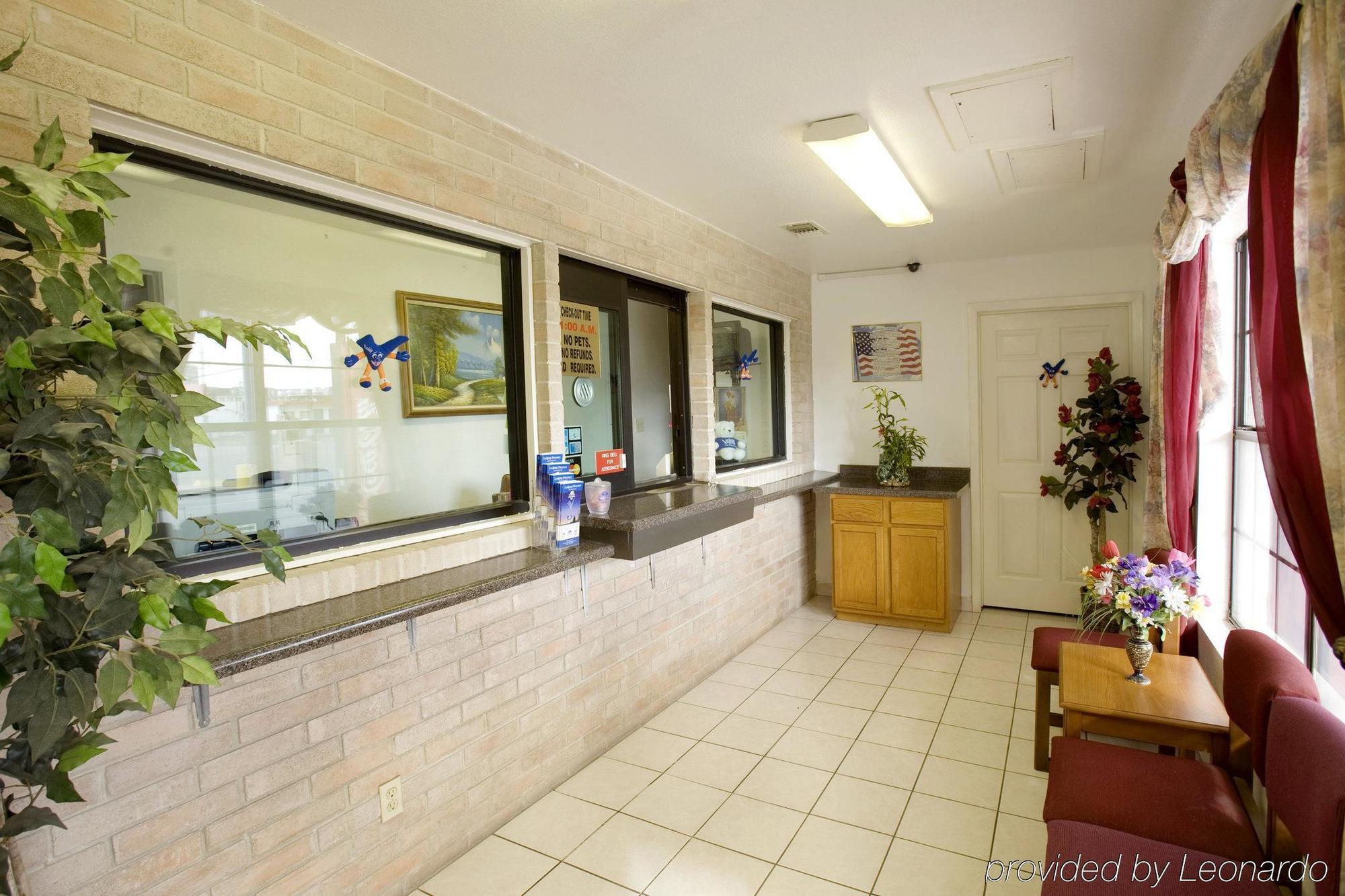 Americas Best Value San Antonio/lackland Afb Motel 2*