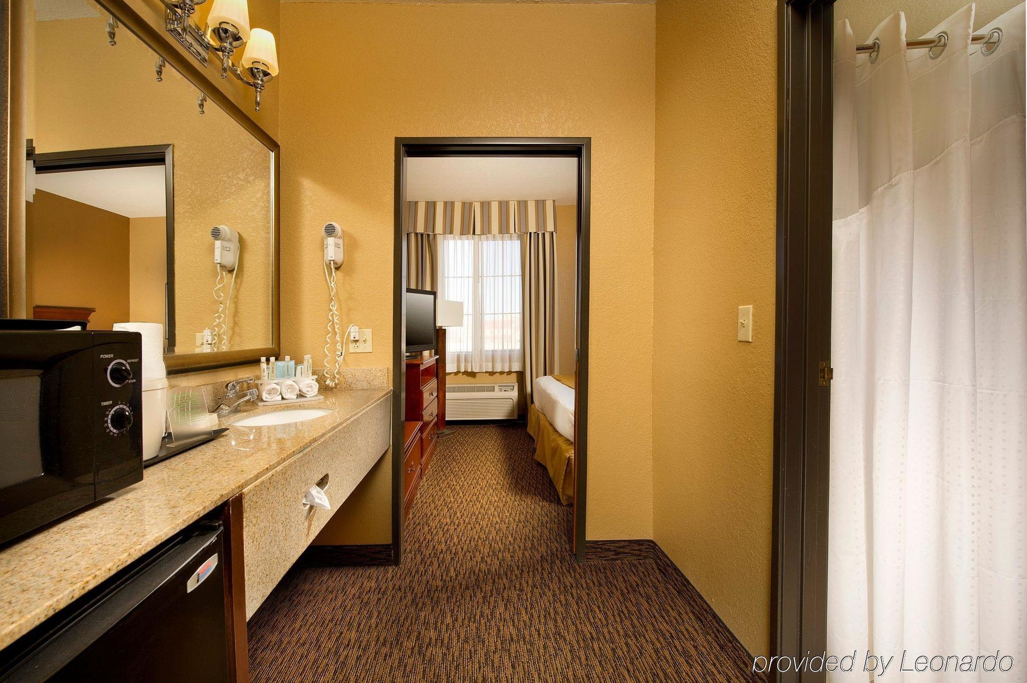 Express & - Downtown Market Area By Ihg Hotel San Antonio