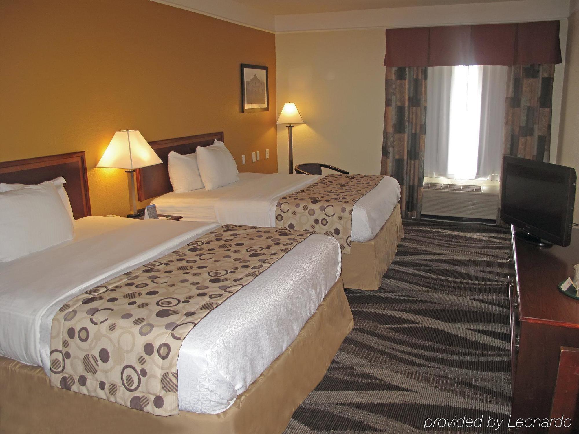 Inn Comfort Near Frost Bank Center San Antonio