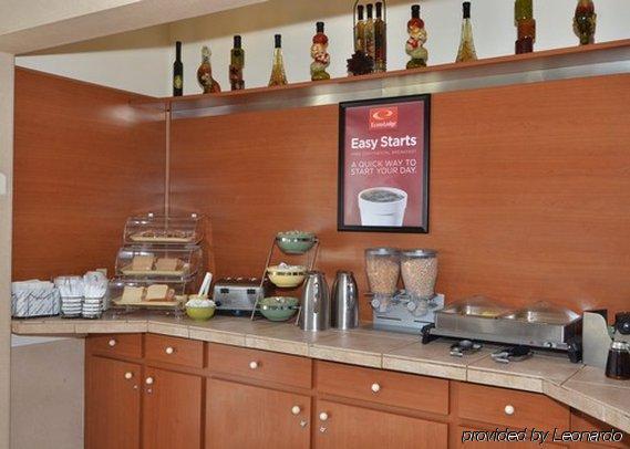 Lodge Econo Downtown South