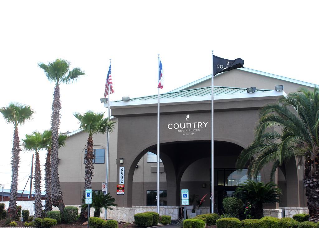 Hotel Country & By Radisson, Lackland Afb , Tx