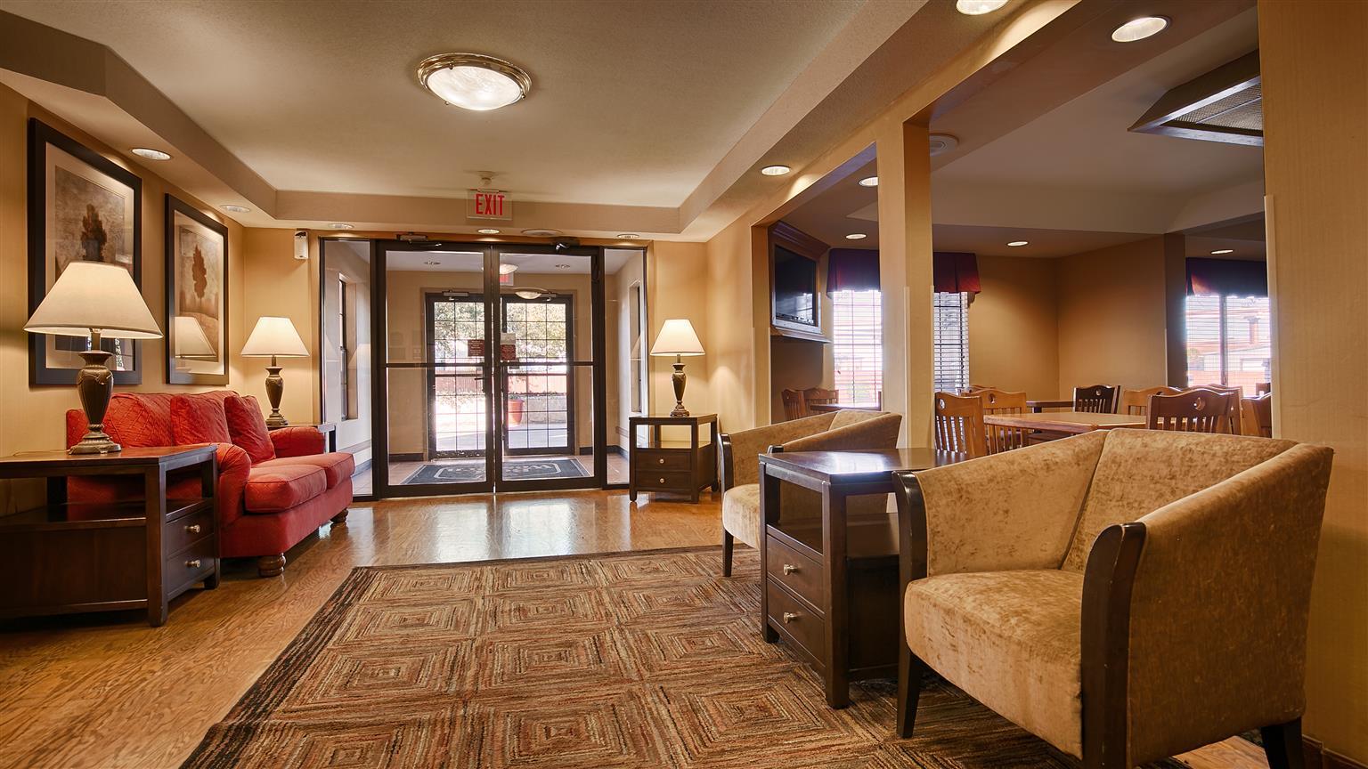 Hotel Western Ana Inn-airport