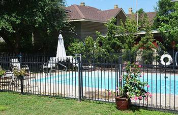 Hotel King William Manor