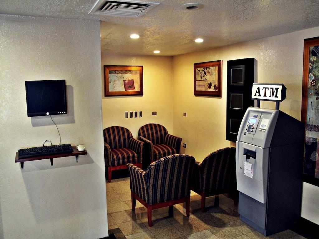 Motel The At Market Square 2*