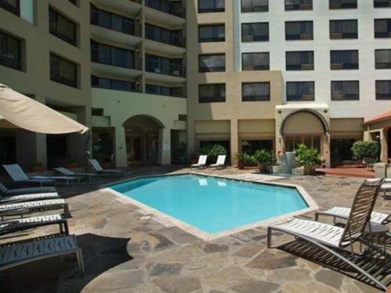 Hotel Doubletree By Hilton Downtown 4*