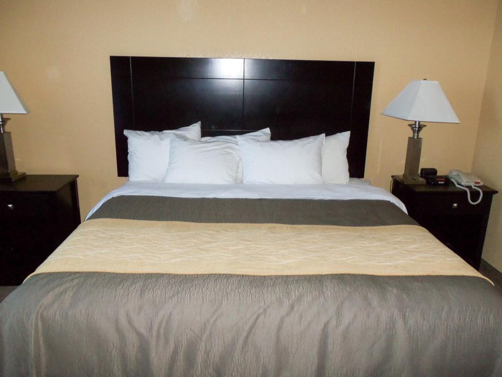 6 - East Hotel