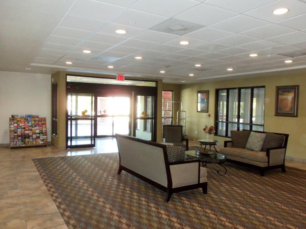 Hotel 6 - East San Antonio
