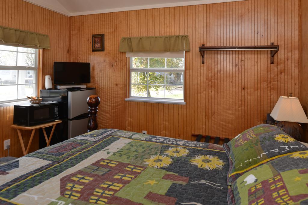 Alamo River Rv Ranch & Campground - A Cruise Inn Park Campsite *