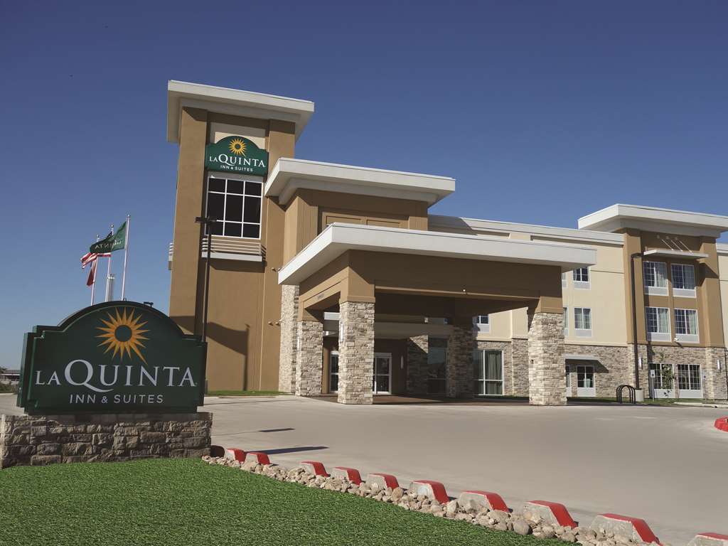La Quinta By Wyndham San Antonio By Frost Bank Center 3*