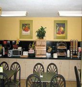 La Quinta By Wyndham Brooks City Base Hotel 3*