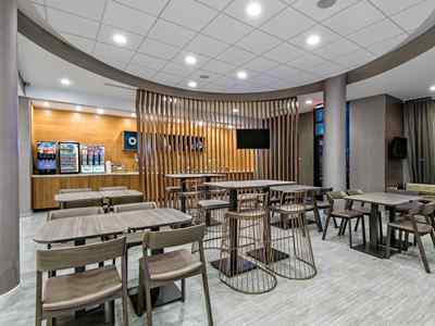 Springhill By Marriott Airport Hotel